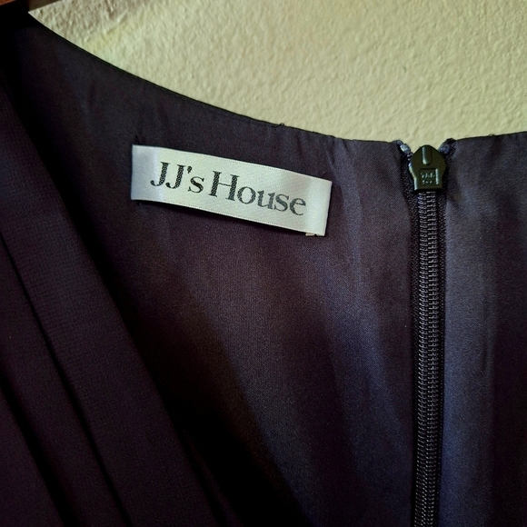 NWT JJ's House Black A-Line V-neck Chiffon Ruffle Dress Zip Womens Size 22 - Picture 3 of 13